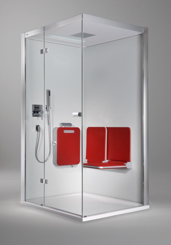 Kabina parowa BODY+SOUL, drzwi uchylne przy części stałej ze ścianą boczną, częściowo profilowe, z podwójnym siedziskiem, audio, kolorowym oświetleniem i deszczownicą. | © Artweger GmbH. & Co. KG