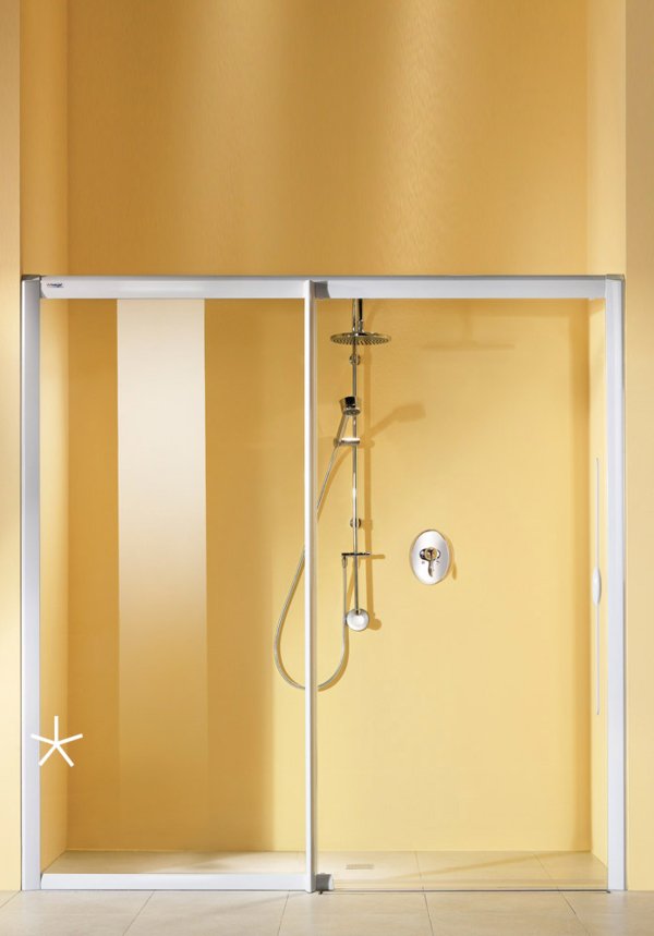 LIFELINE MOBIL Double sliding door with side screen (*pict. in alcove) | © Artweger GmbH. & Co. KG