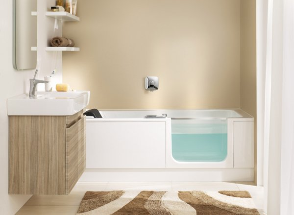 TWINLINE 2 bathtub with bathtub door | © Artweger GmbH. & Co. KG