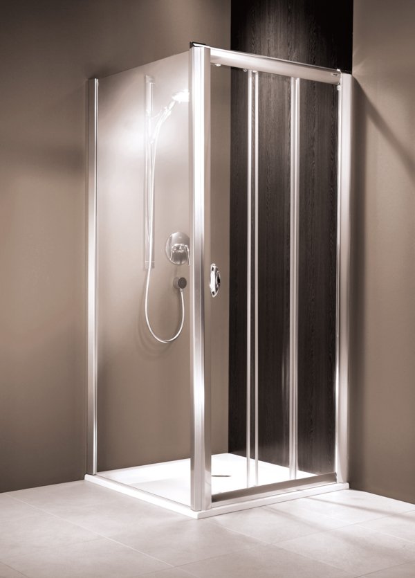 LIFELINE Triple sliding door with side wall, frame colour high-gloss silver genuine glass clear, handles chrome-plated | © Artweger GmbH. & Co. KG