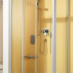 LIFELINE MOBIL 3-dlg deur met zijwand profielkleur zilver, Artweger klapzitje met rugleuning | © Artweger GmbH. & Co. KG
